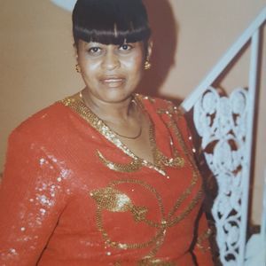 Meet your Posher, Gloria